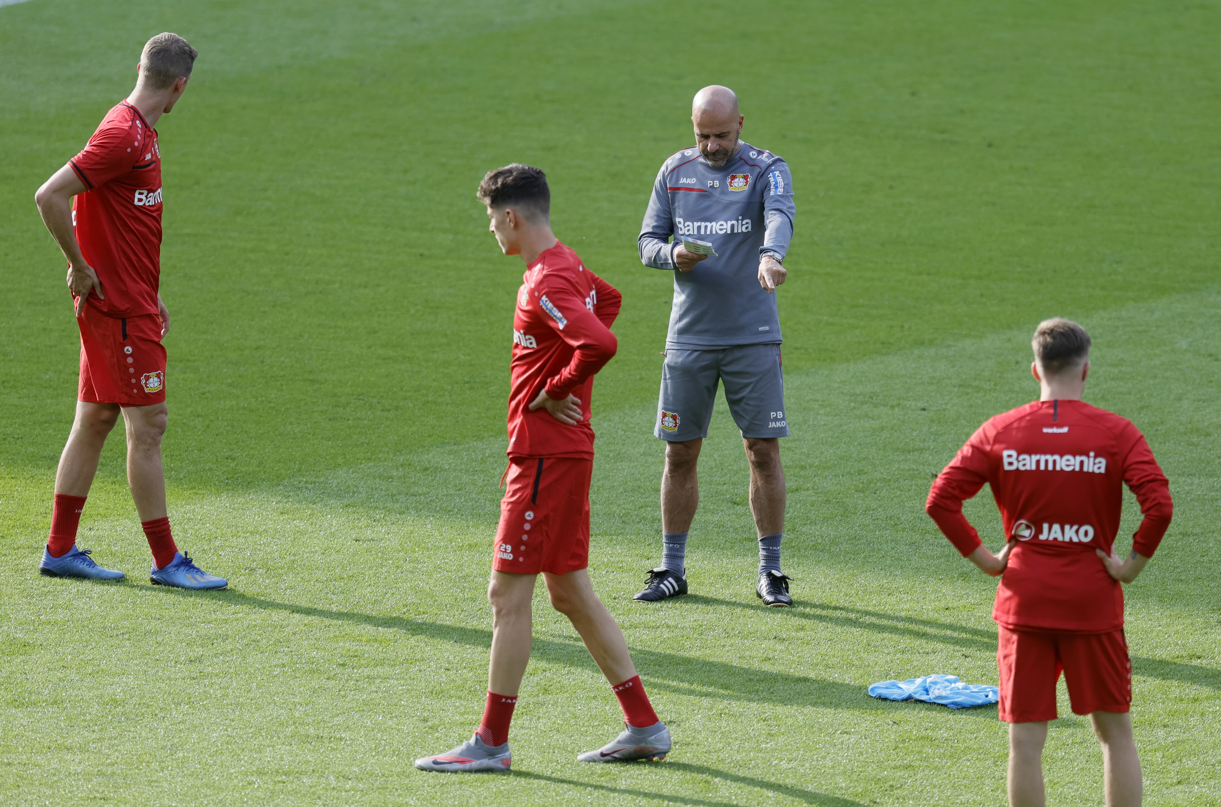 今晚犹他爵士备战德国杯，豪取连胜细节曝光，引发热议，控场能力受关注(犹他爵士vs休斯顿火箭)