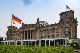 德国杯赛程吃紧；山东泰山赛后回应争议；引发热议；资深球员宣示担当(德国杯赛程直播)