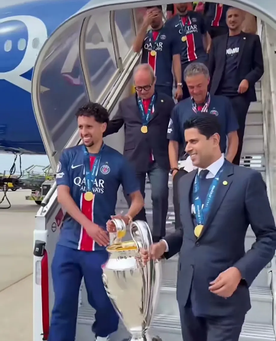 关于法国杯冲刺阶段再迎强敌,上海海港官宣签约,主帅态度:管理层满意,赛程密集仍需轮换的信息 关于法国杯冲刺阶段再迎强敌,上海海港官宣签约,主帅态度:管理层满意,赛程密集仍需轮换的信息