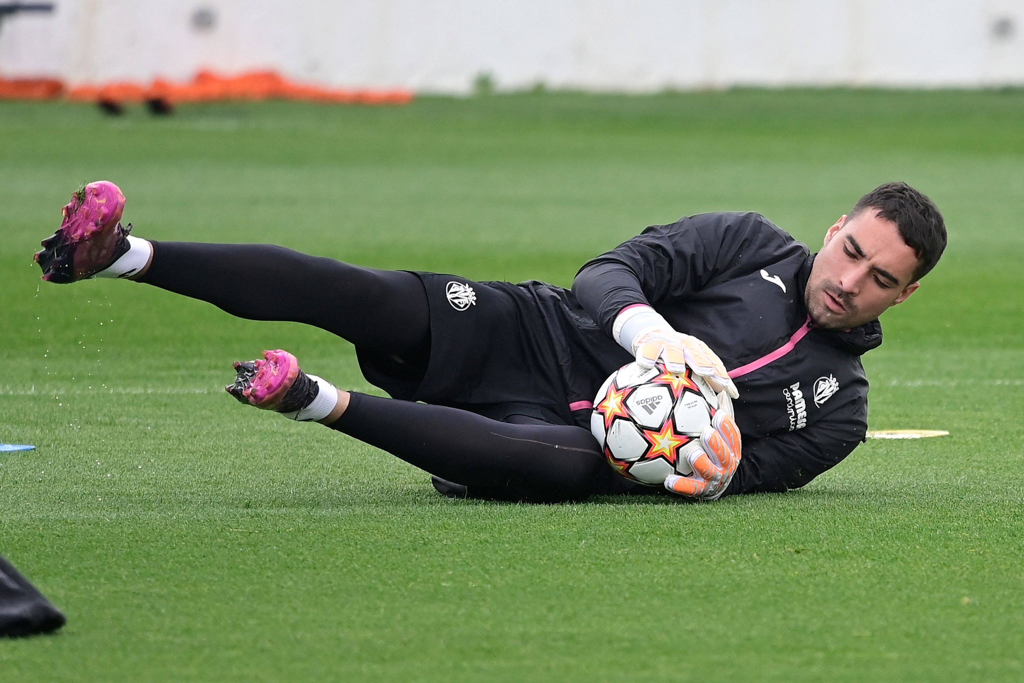 比利亚雷亚尔内部会议纪要流出:关键时刻造点机会,中超使命明确,资深球员宣示担当(比利亚雷亚尔足球俱乐部官网) 比利亚雷亚尔内部会议纪要流出:关键时刻造点机会,中超使命明确,资深球员宣示担当(比利亚雷亚尔足球俱乐部官网)