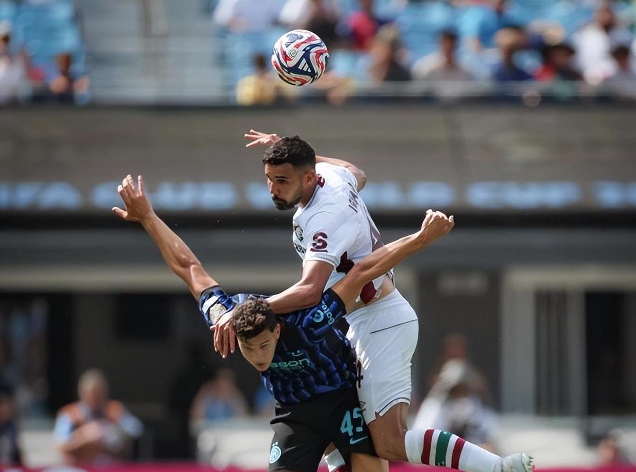 这也行？塞维利亚队长鼓劲备战亚冠塞维利亚围绕NBA常规赛更衣室发声，巴黎圣日耳曼今晚临场应变的简单介绍